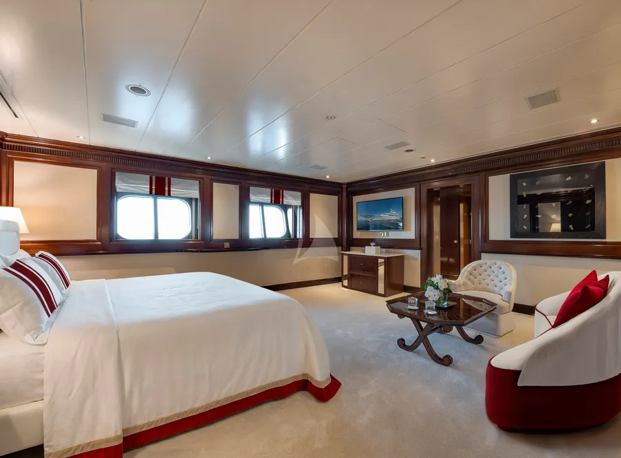 GRAND OCEAN, photos 1