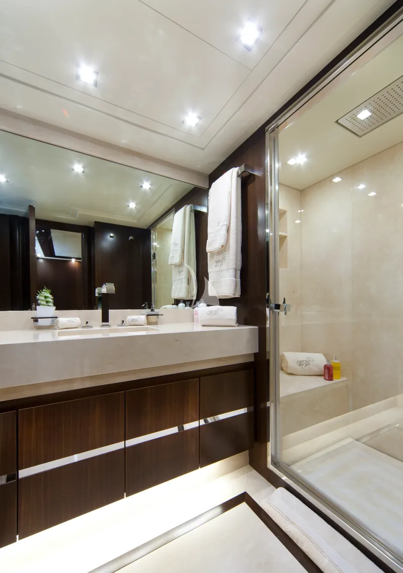 GATSBY, cabins 3