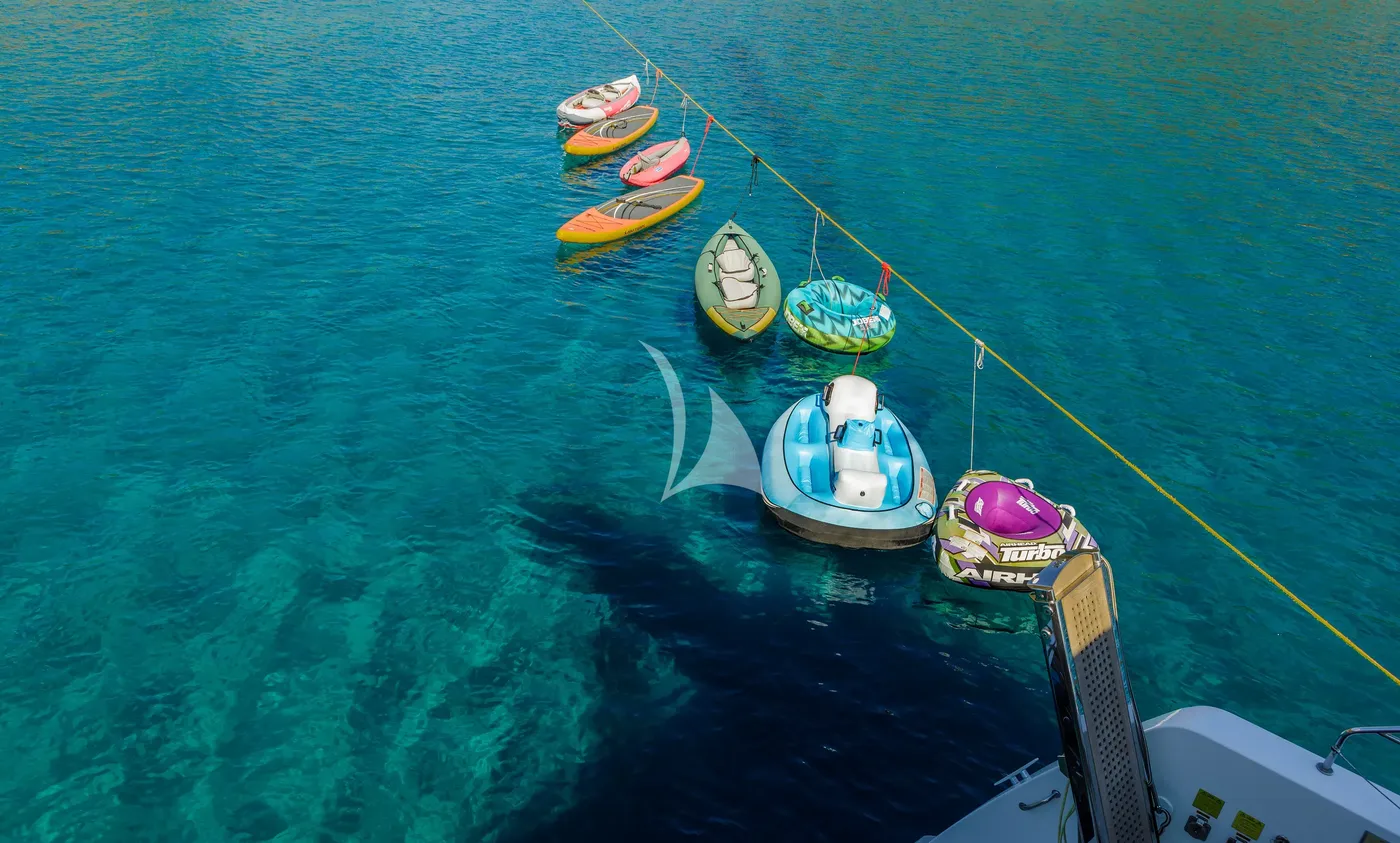 ELVIRA 52, watertoys 2