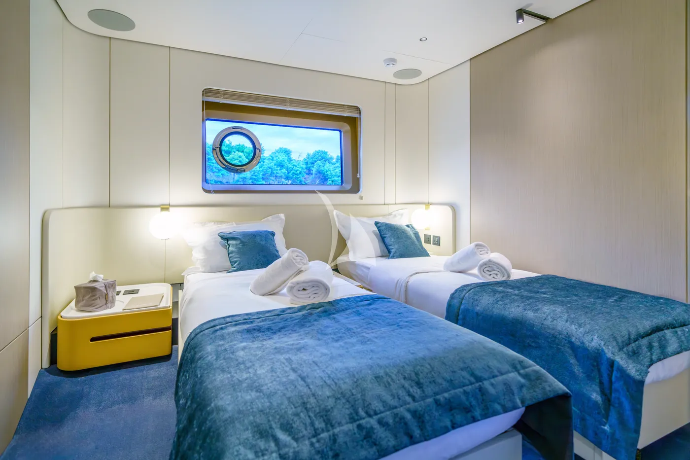 VIVA II, cabins 1