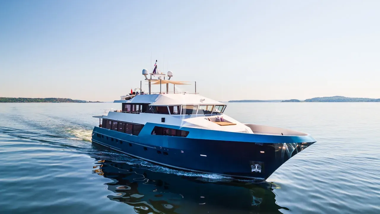 ASCENTE, on deck 1