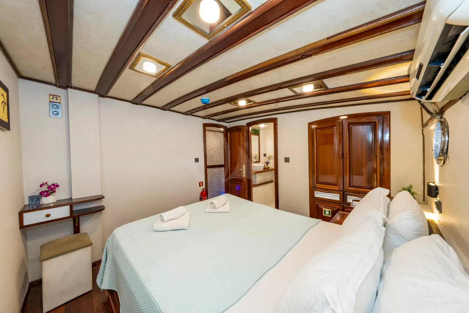 Cabin photo 5