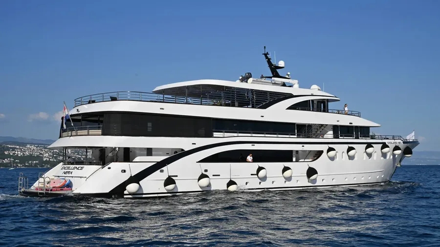 NERA EXCELLENCE, photos 6