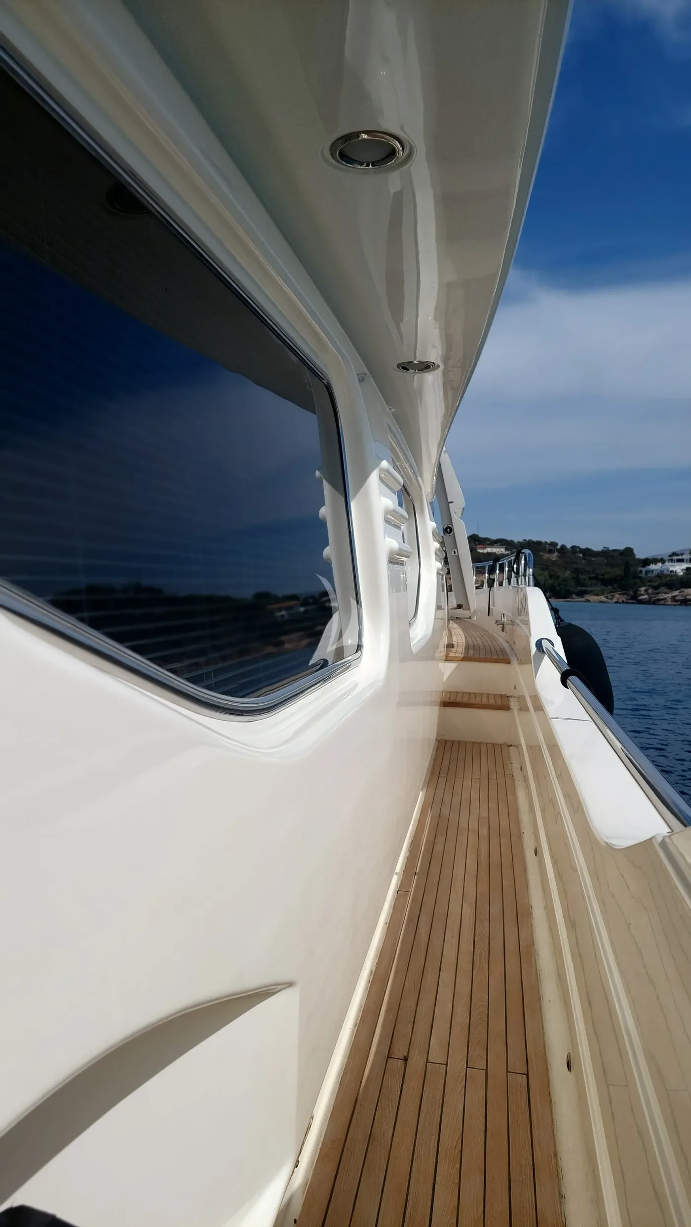VA BENE, on deck 3