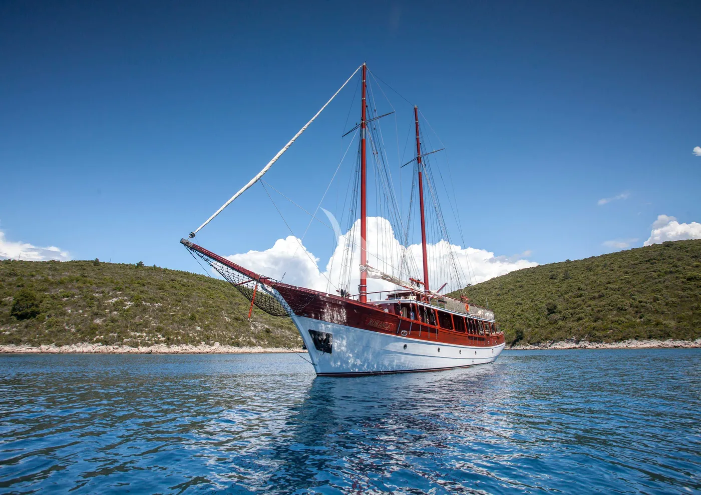 ROMANCA, photos 2