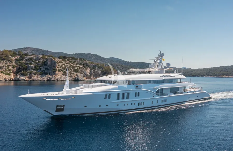 LADY VERA, photos 1