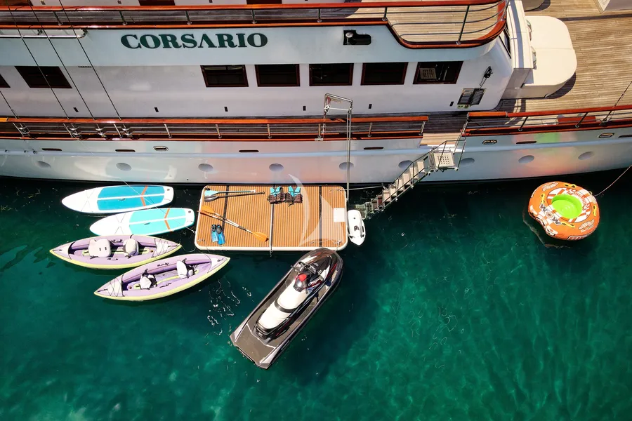 CORSARIO, photos 3