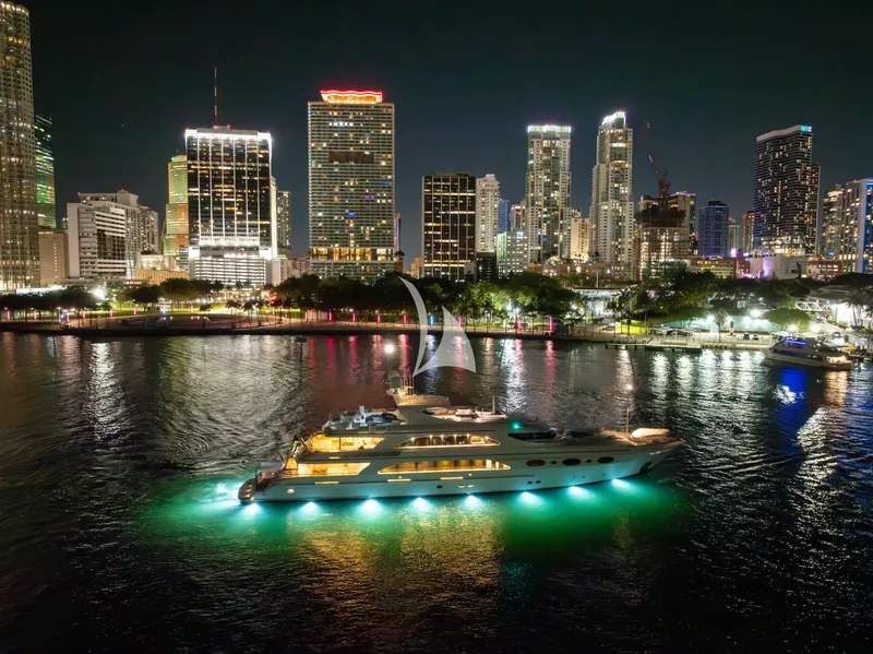 SWEET CAROLINE II, on deck 5