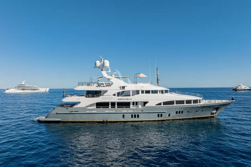 JUSTA DELIA, on deck 3