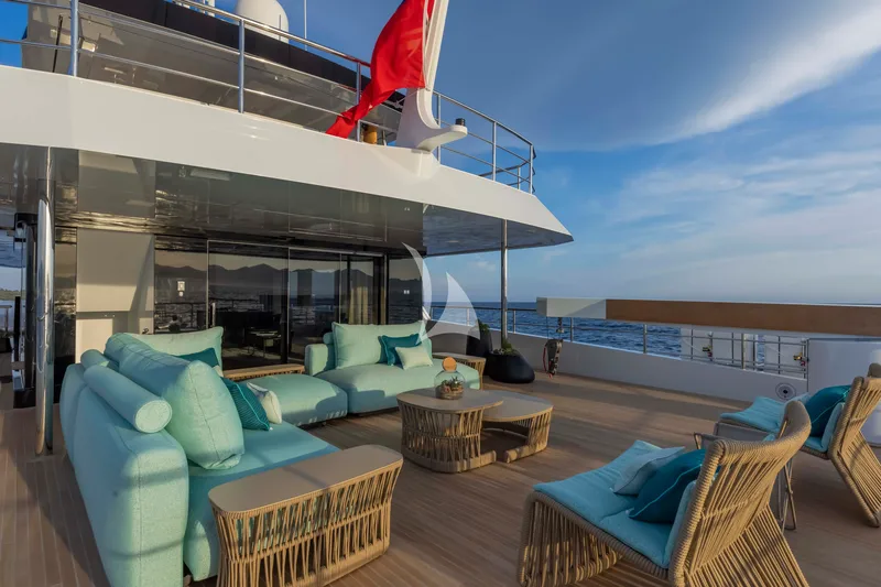 EMOCEAN, on deck 4