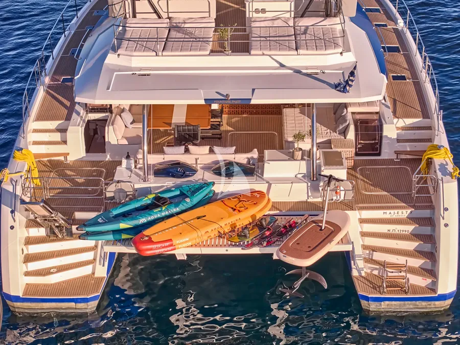 MAJESTY OF GREECE, photos 1