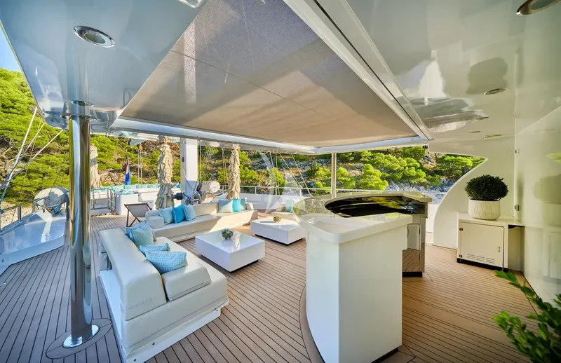 OMNIA, inside 3