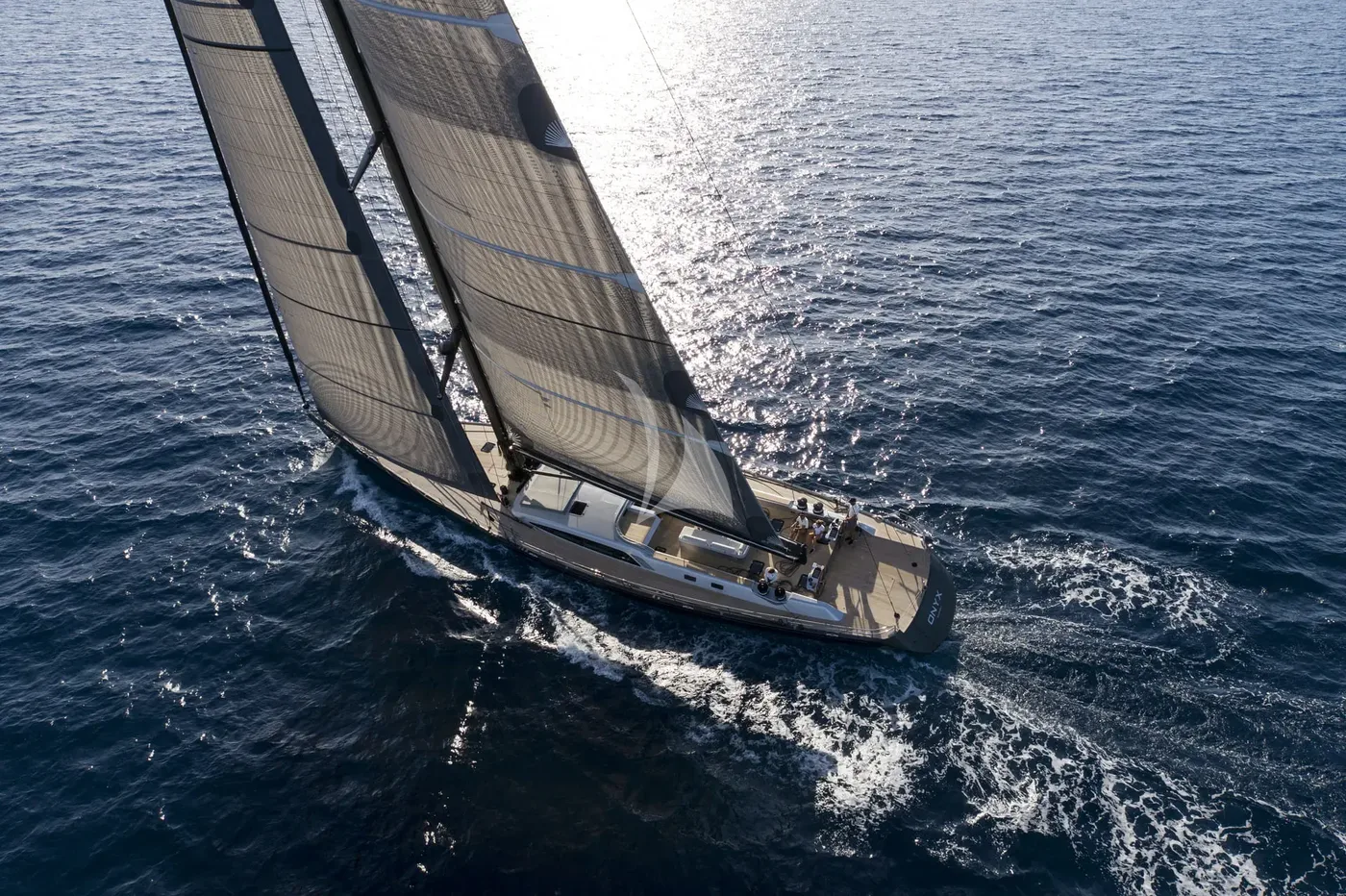 ONYX, on deck 1