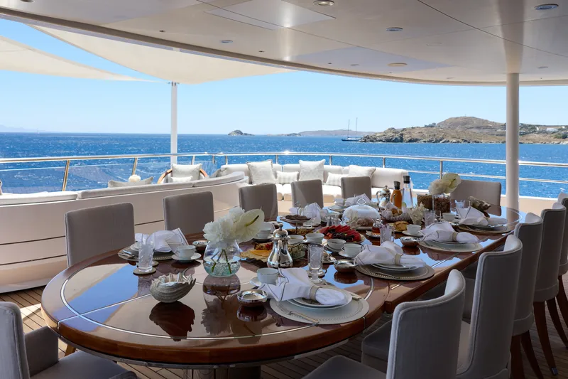 AMARYLLIS, inside 5