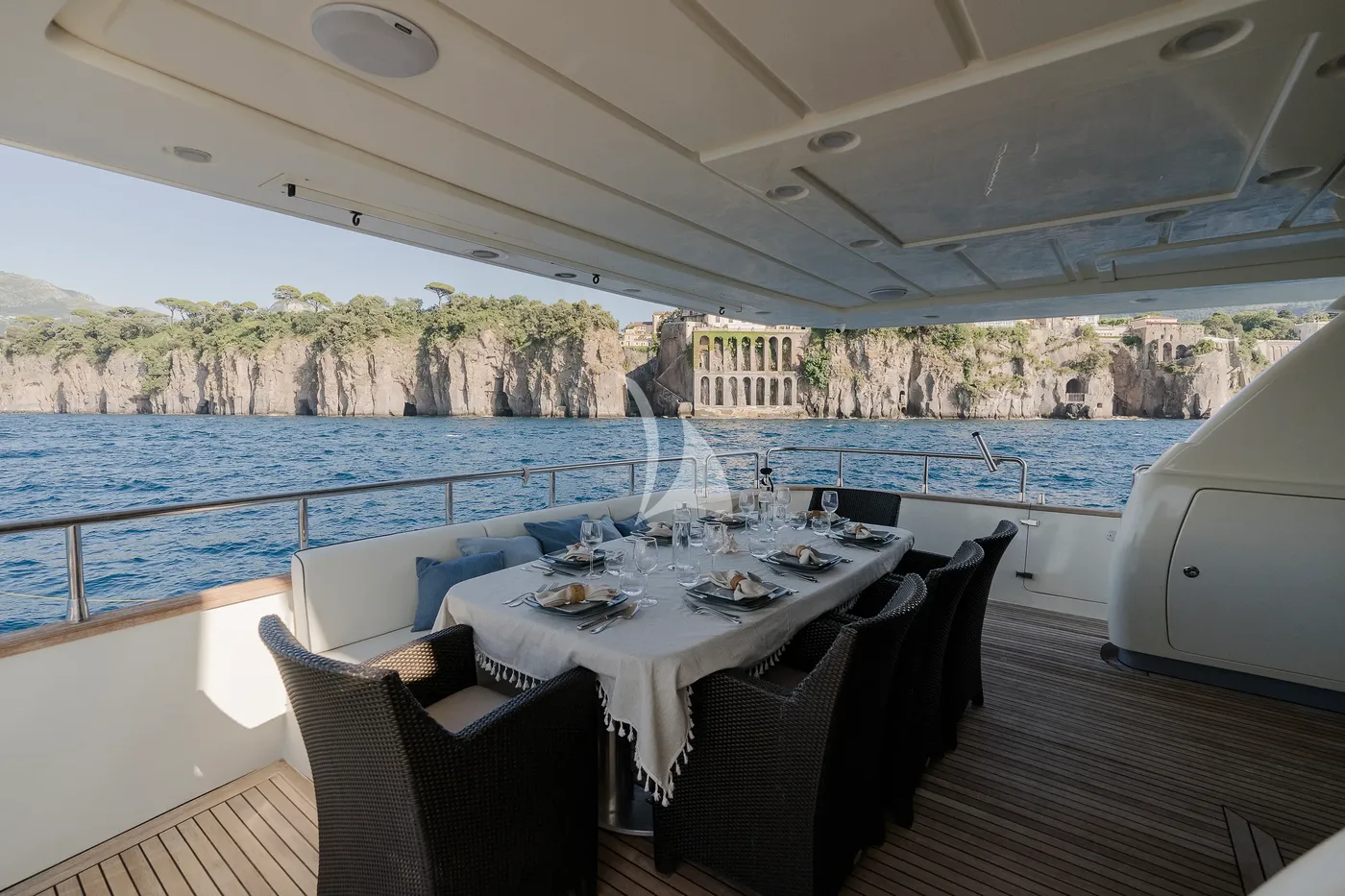OCEAN DELTA 11, inside 1