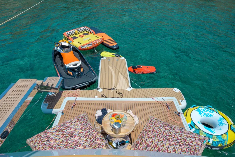 COOKIE, watertoys 2