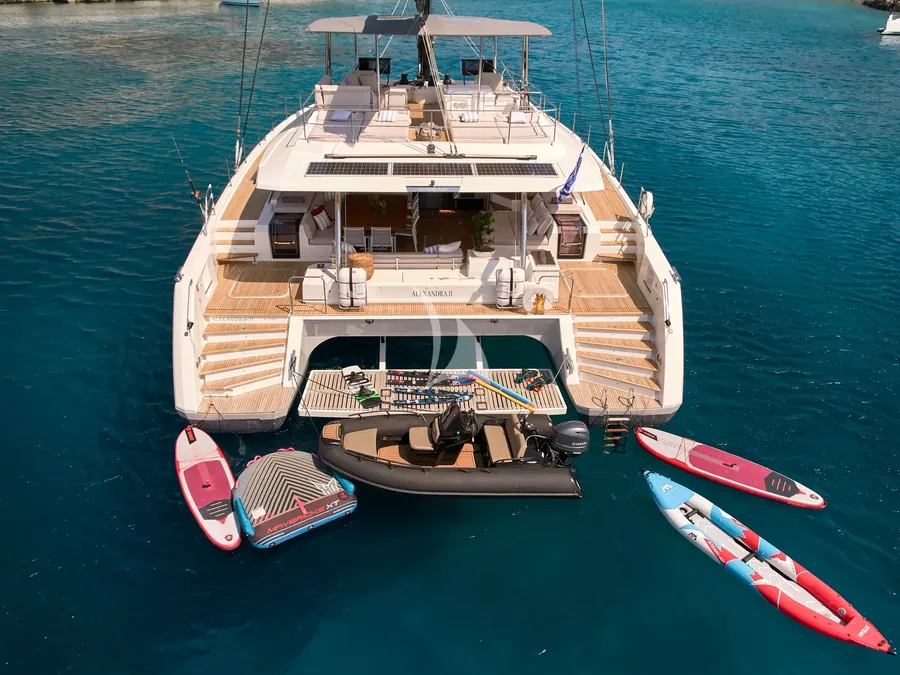 ALEXANDRA II, photos 1