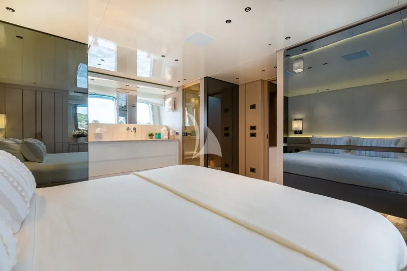 CLOUD IX, cabins 3