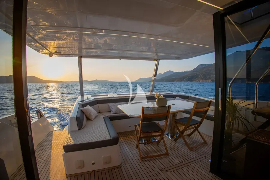 PARADISE, photos 3
