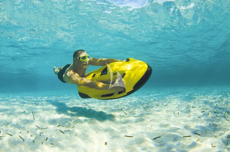 QUESTA E VITA, watertoys 2