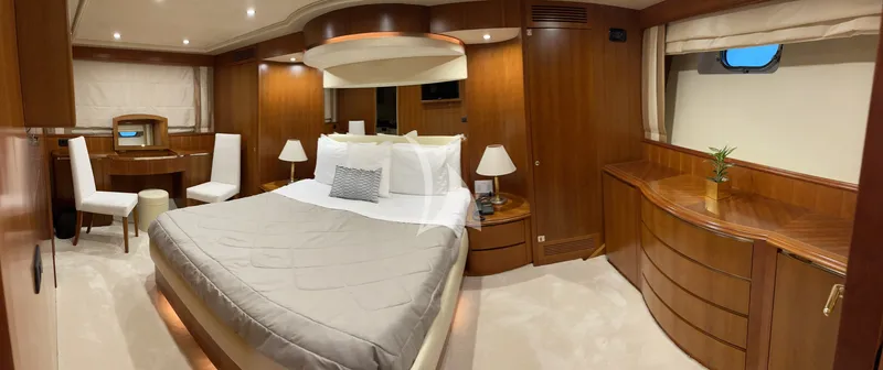 ILLYA F, cabins 5