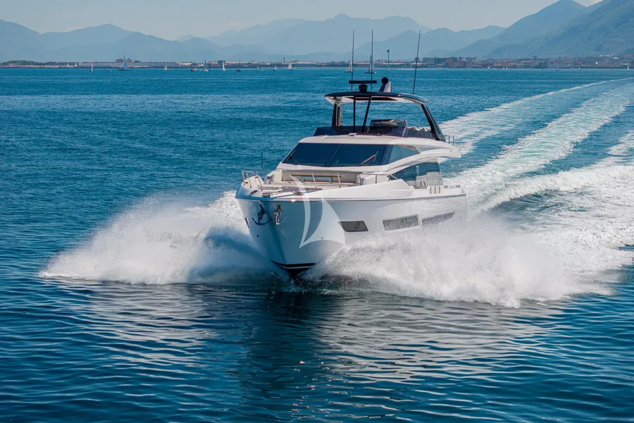 SEA DIAMOND, photos 2