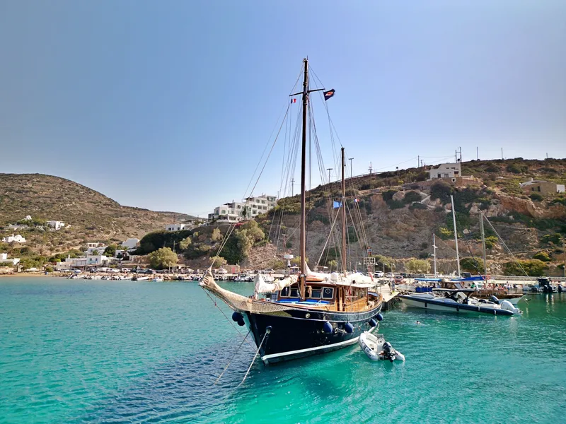 APHRODITE, on deck 5