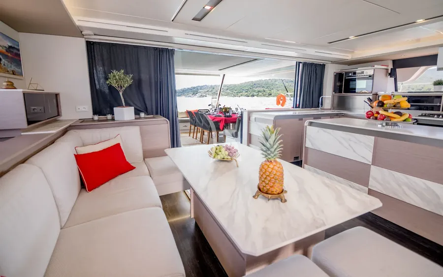 ASTORIA, photos 6