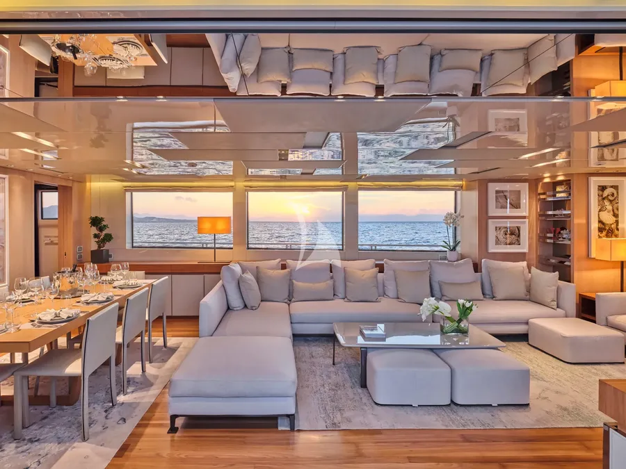 GOLDEN YACHT, photos 5