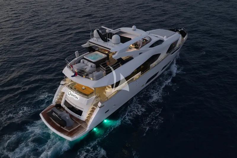 QUANTUM, on deck 4