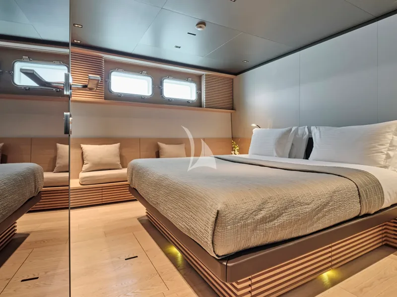 BESTIA, more 3