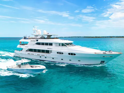 MISS STEPHANIE