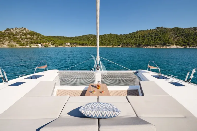 BLUE ONE, on deck 2