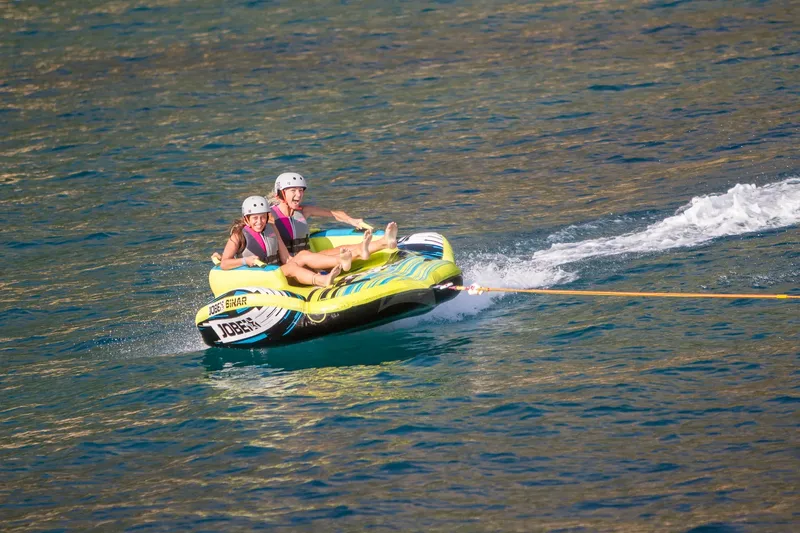 SHAWLIFE, watertoys 3