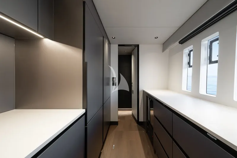 ADARA NEXT, cabins 5