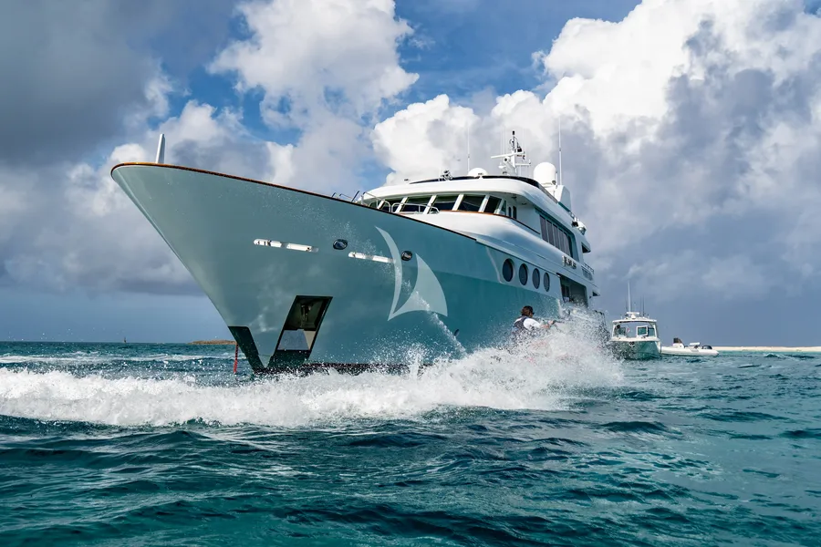 RELENTLESS, on deck 6
