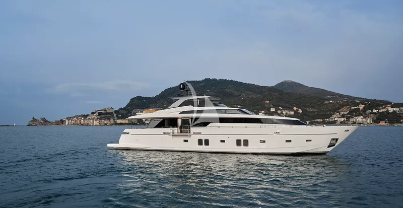VITTORIA, on deck 4