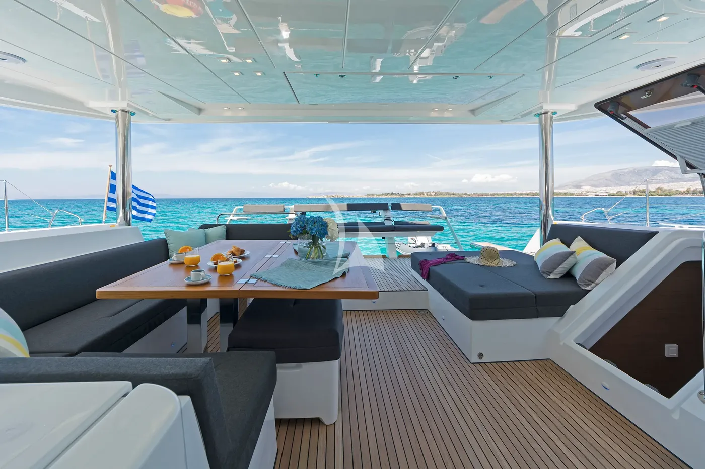 SUMMER STAR, on deck 2