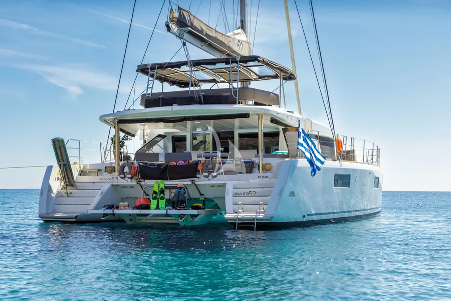 ELVIRA 52, photos 5