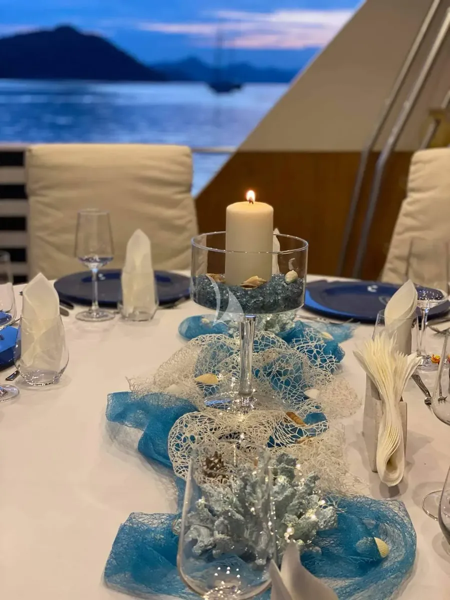 BORA BORA, inside 5