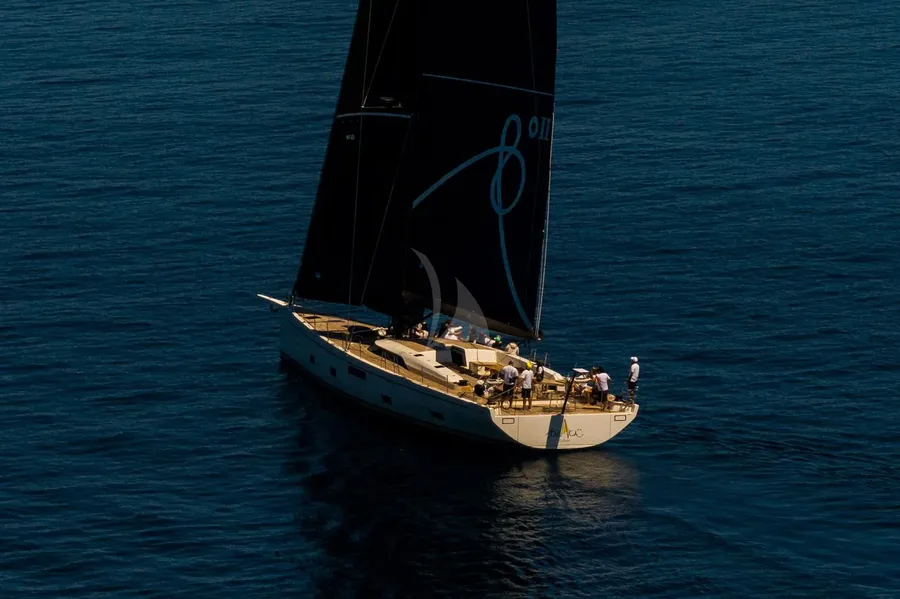 BIANCA II, photos 1