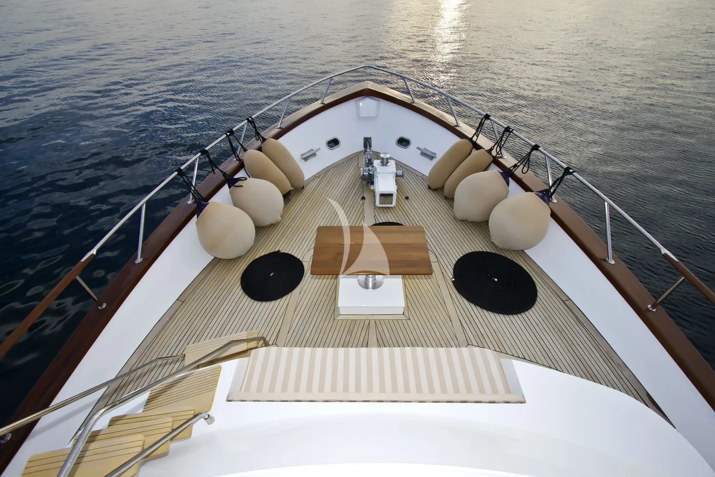 AURIANE, on deck 1