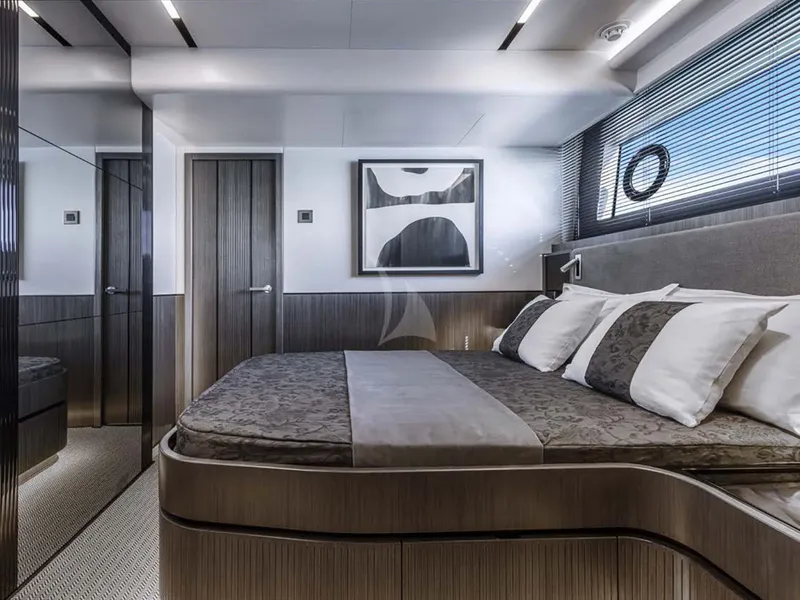 TIMELESS I, cabins 5
