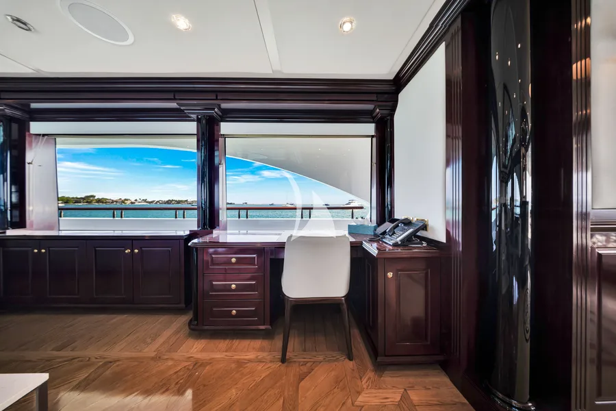 SWEET CAROLINE II, photos 1