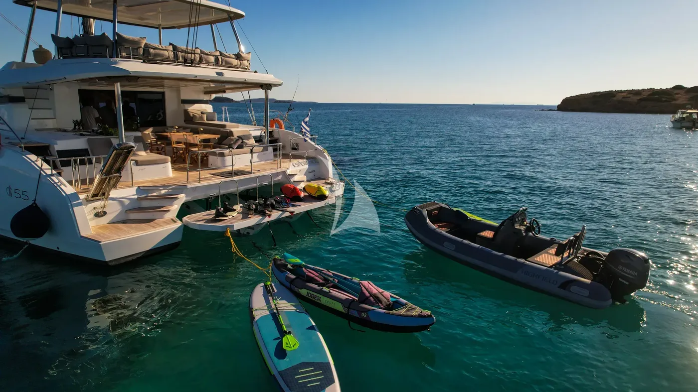 ESPERANCE, watertoys 1