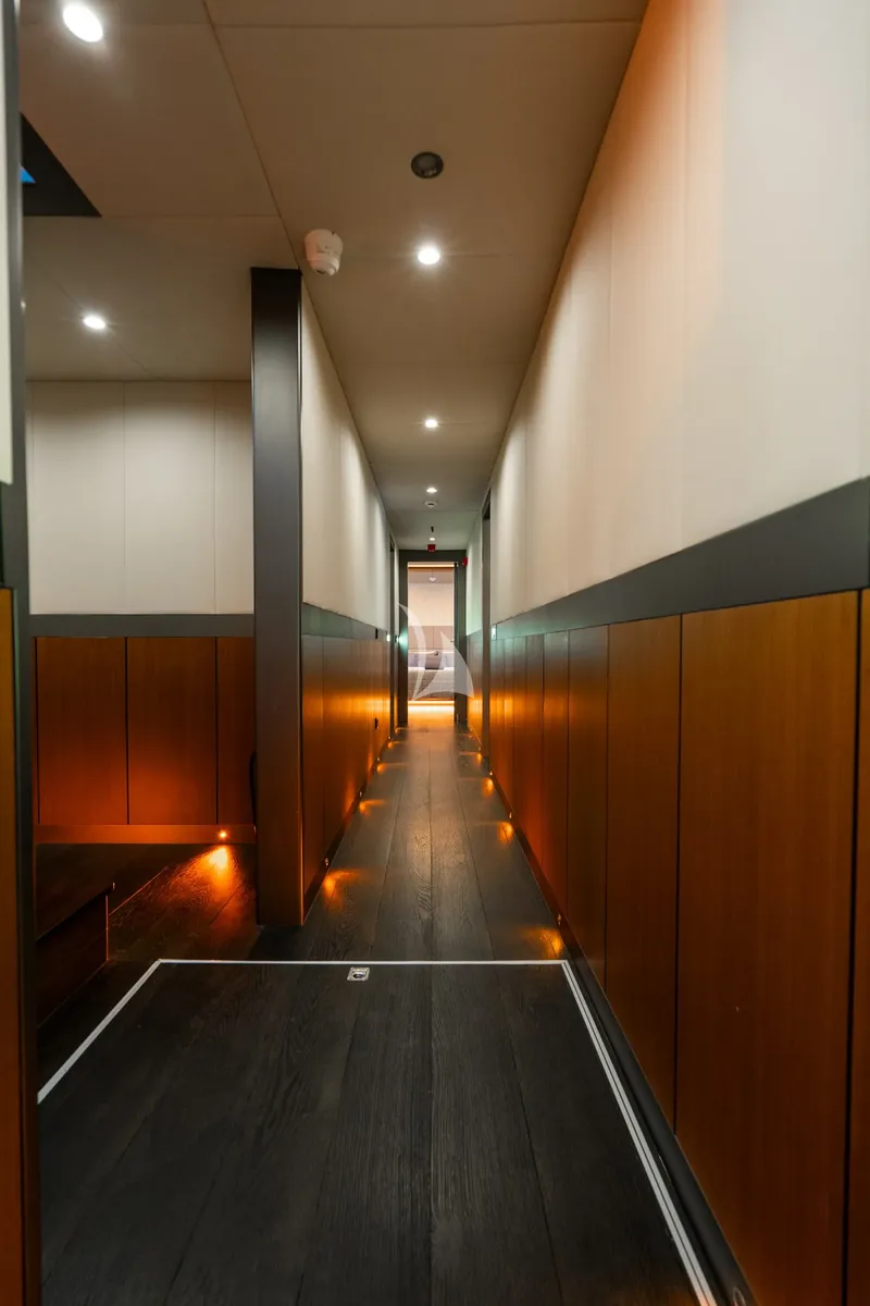 NORTH WIND, inside 3