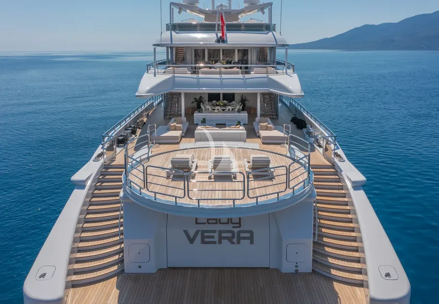 LADY VERA, photos 4