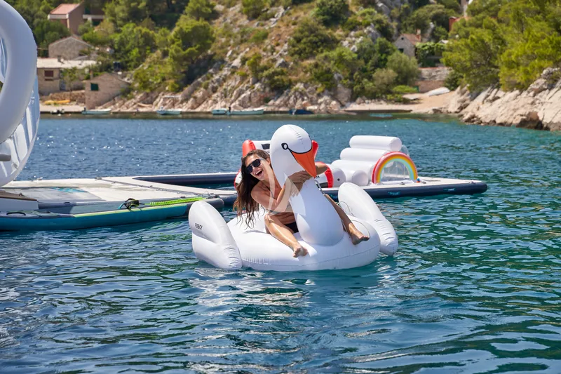 ALUMINIA TOO, watertoys 3