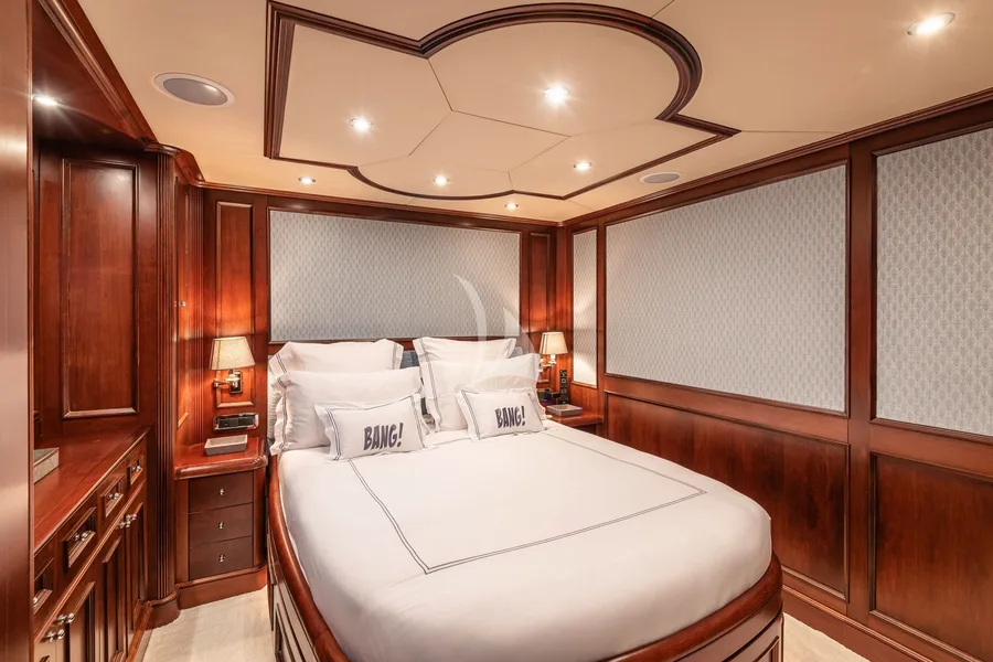 BANG!, photos 6