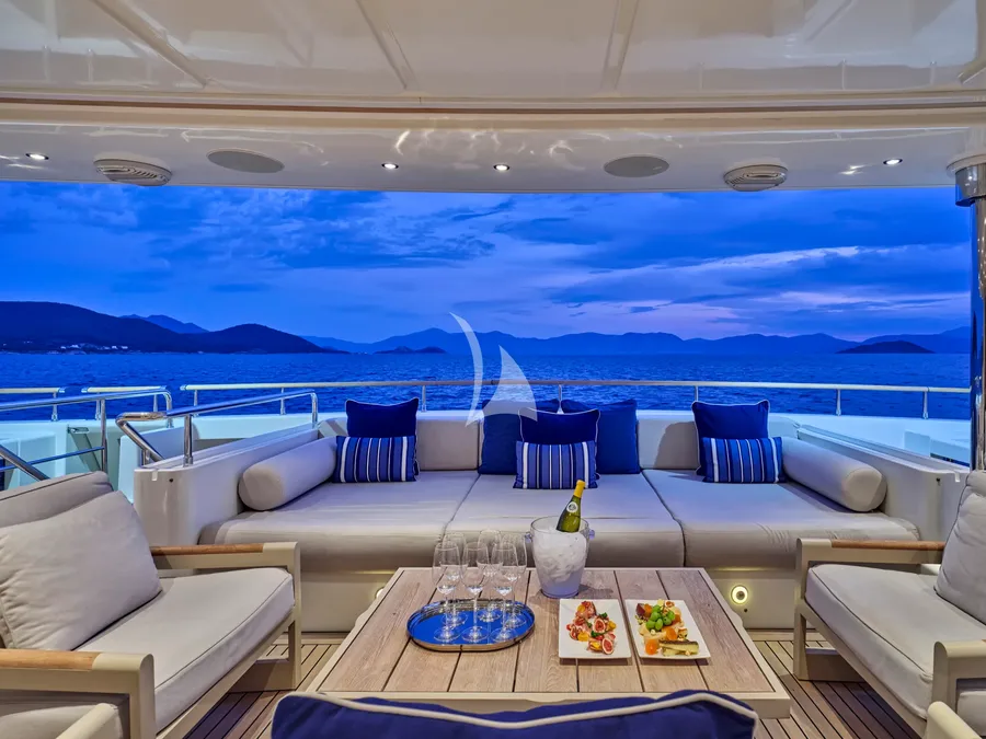 PALATIAL, photos 5